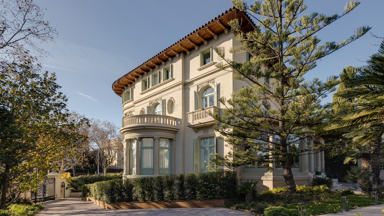 Condé Nast Traveler