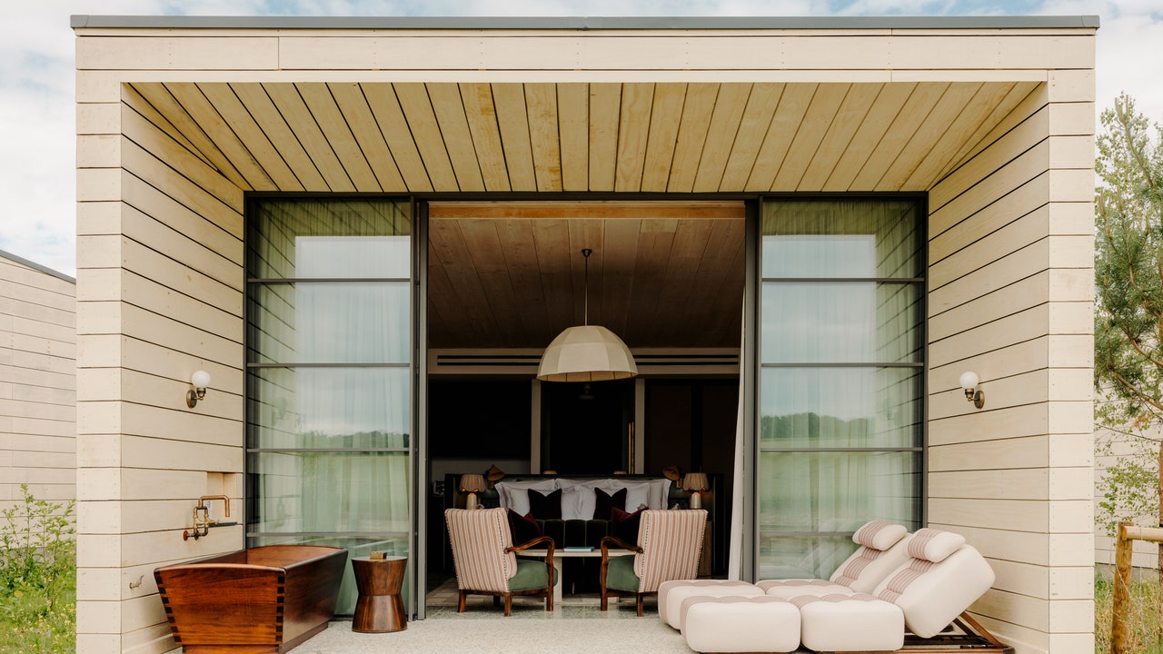 Condé Nast Traveler