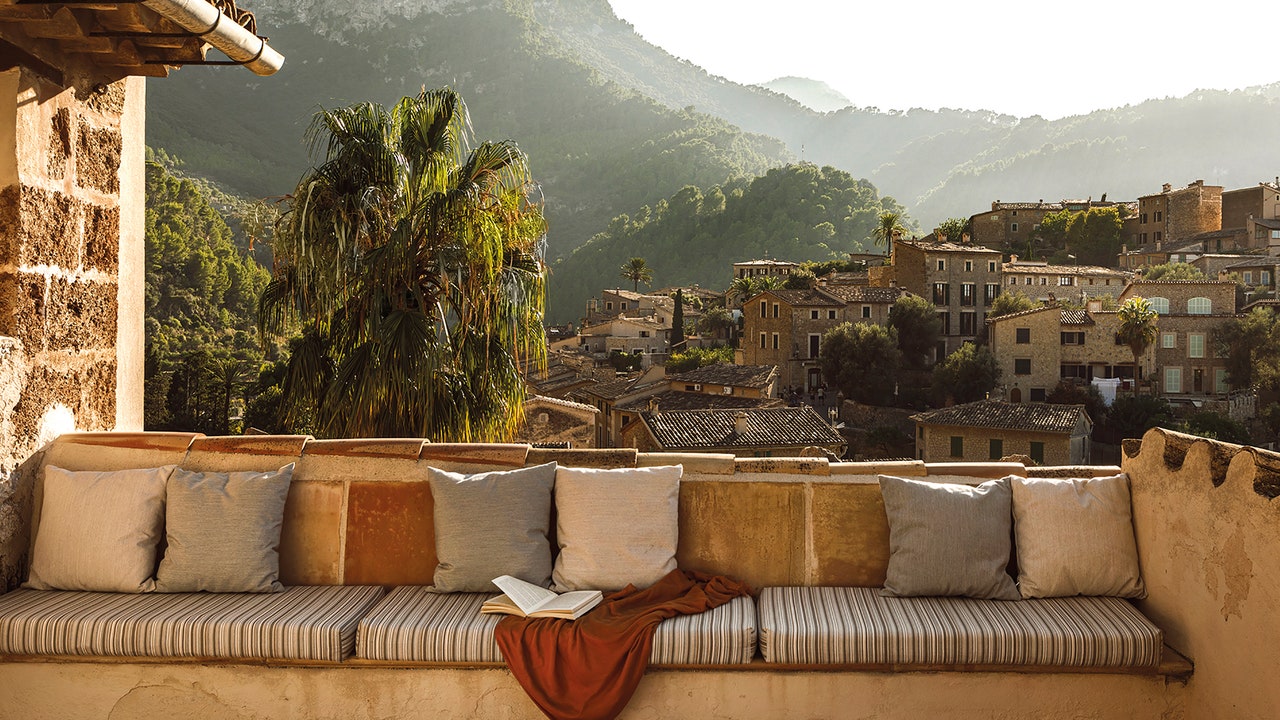 Condé Nast Traveler