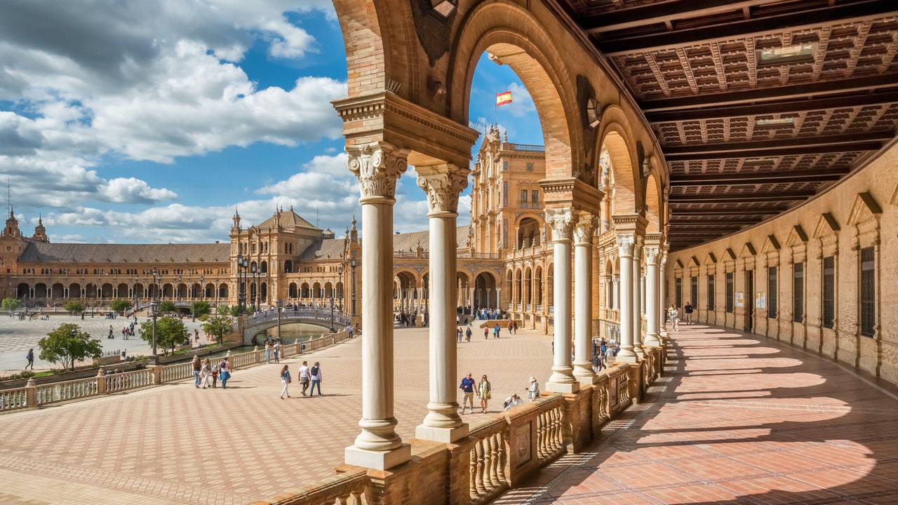 Condé Nast Traveler