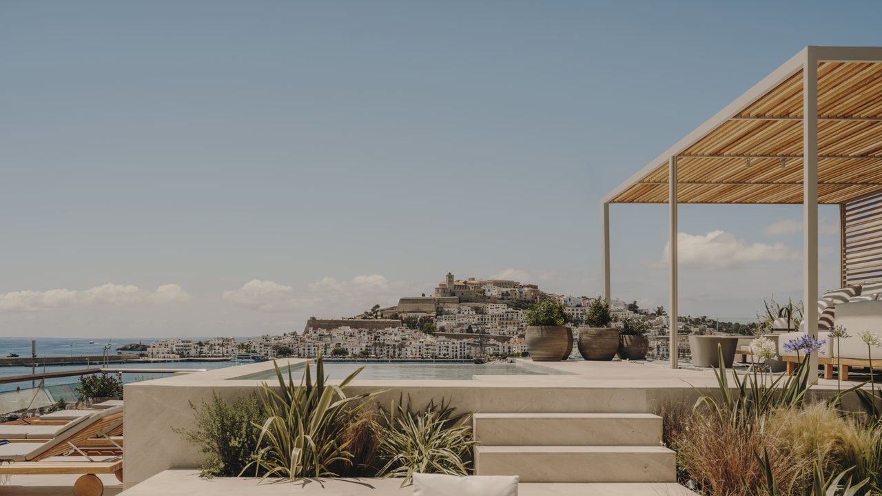 Condé Nast Traveler