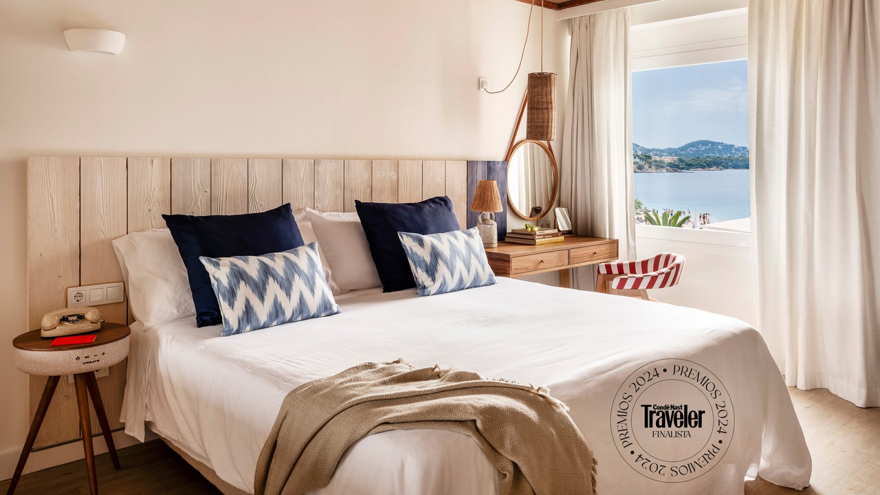 Condé Nast Traveler