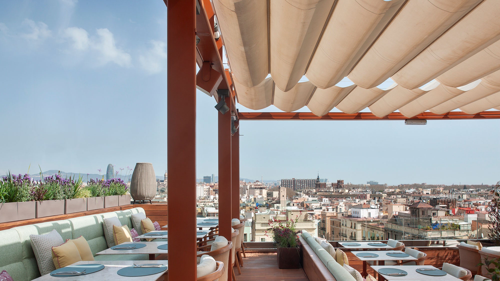 First In : la renaissance du Grand Hôtel Central, une oasis de culture au cœur de Barcelone