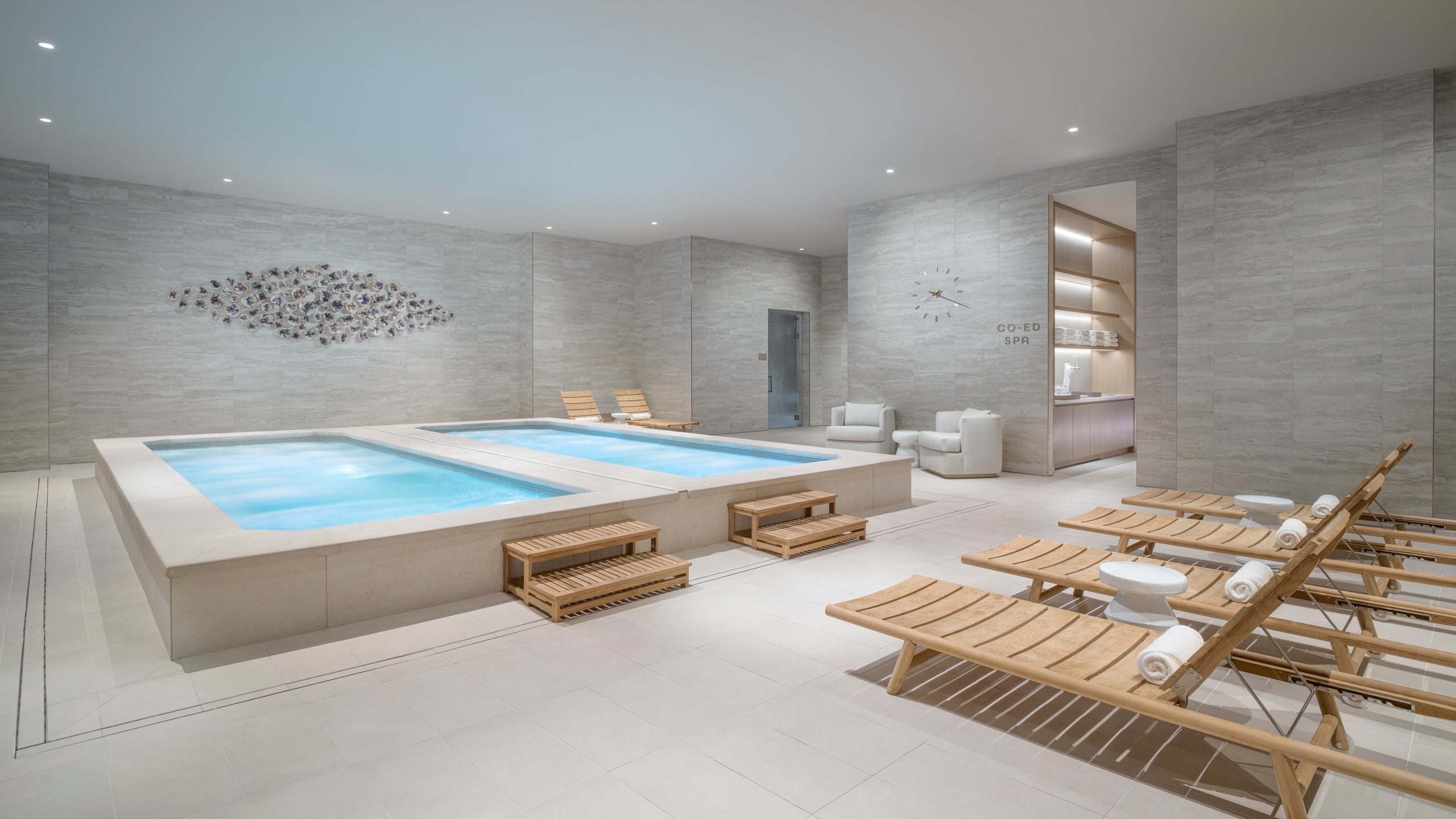 Fontainebleau Las Vegas |  Voyageur