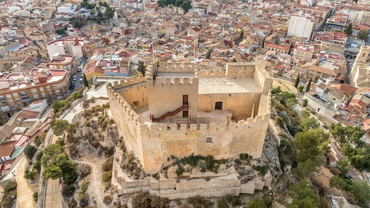 Condé Nast Traveler