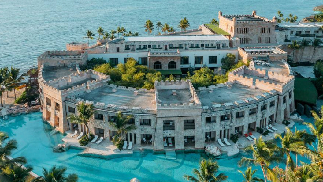 Condé Nast Traveler