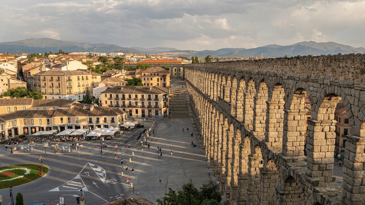 Condé Nast Traveler