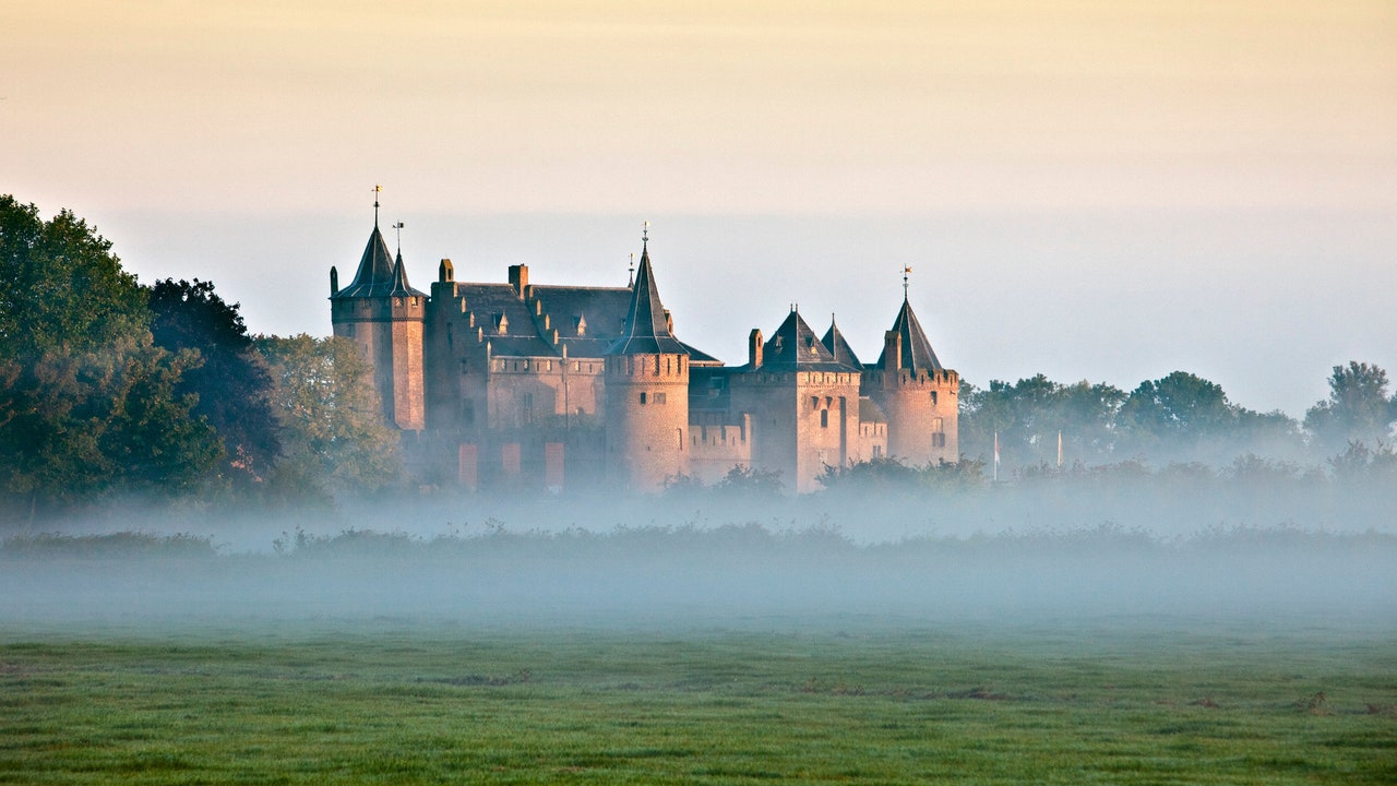 Condé Nast Traveler