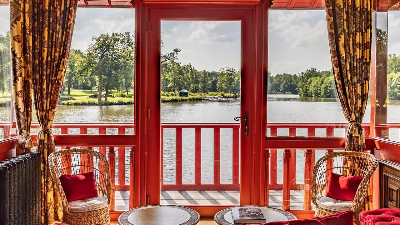 Condé Nast Traveler