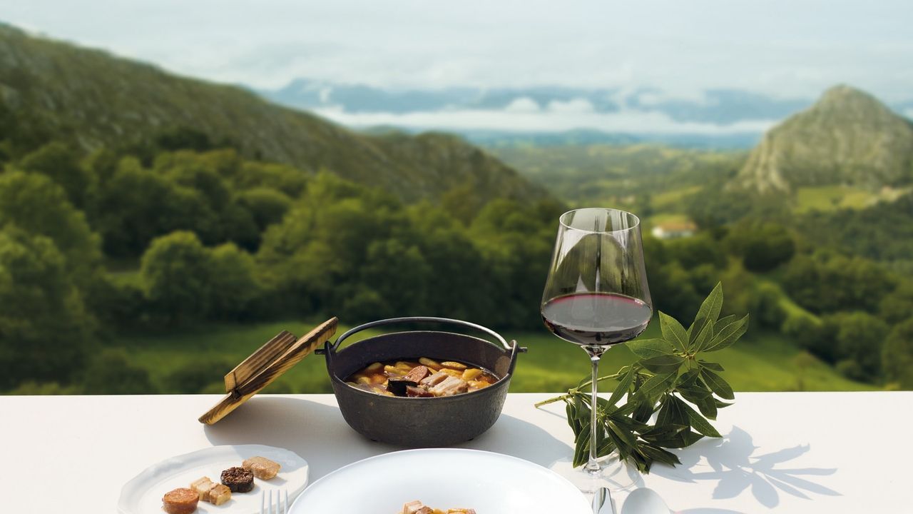 Condé Nast Traveler