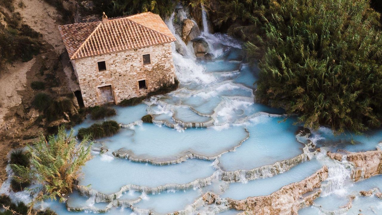 Condé Nast Traveler