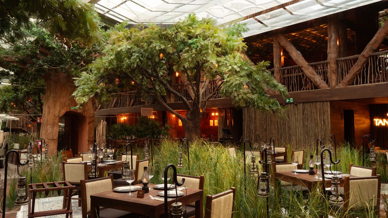 Condé Nast Traveler
