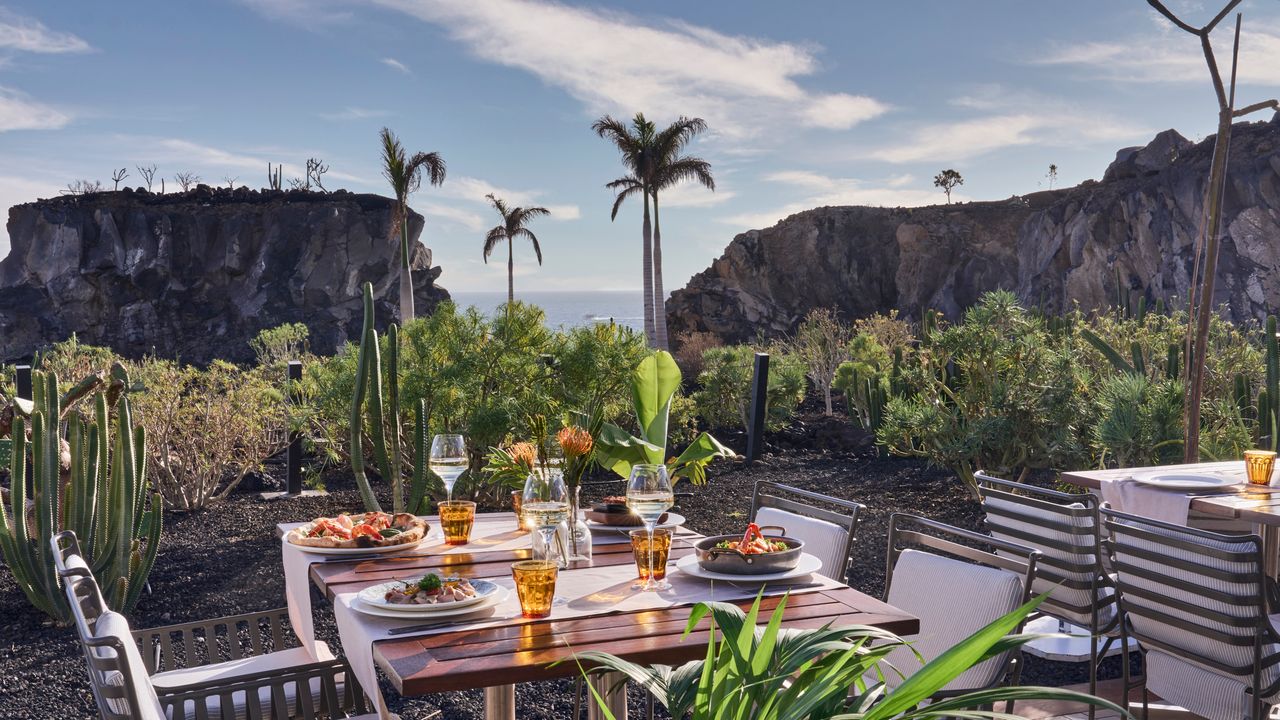 Condé Nast Traveler