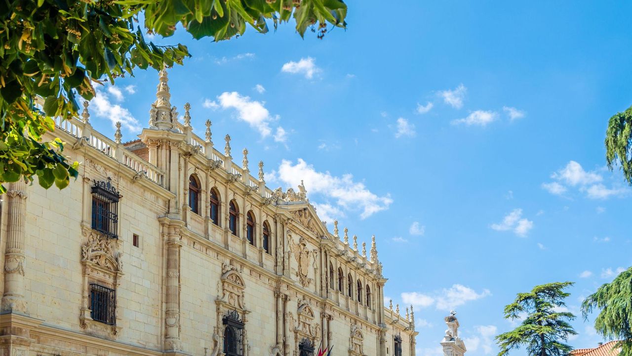 Condé Nast Traveler