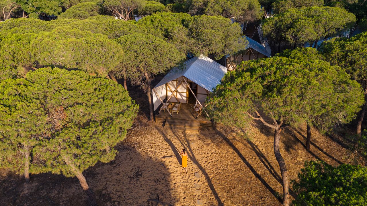 Condé Nast Traveler