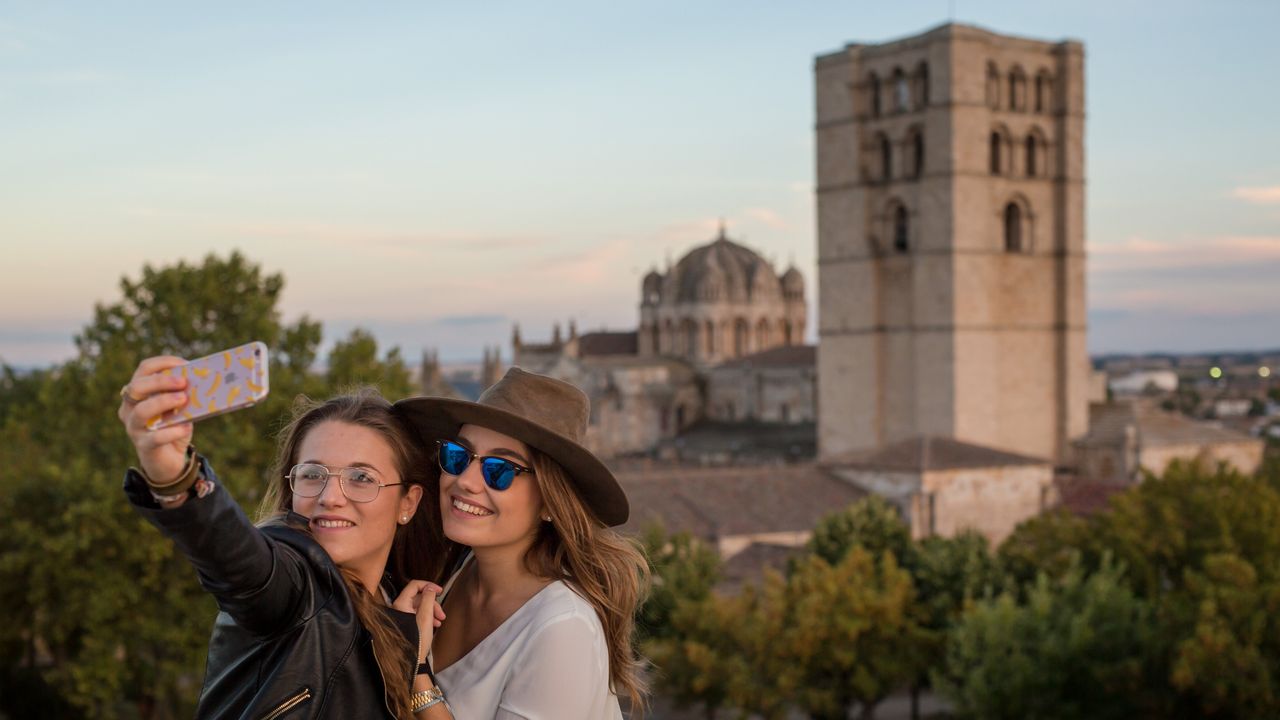 Condé Nast Traveler