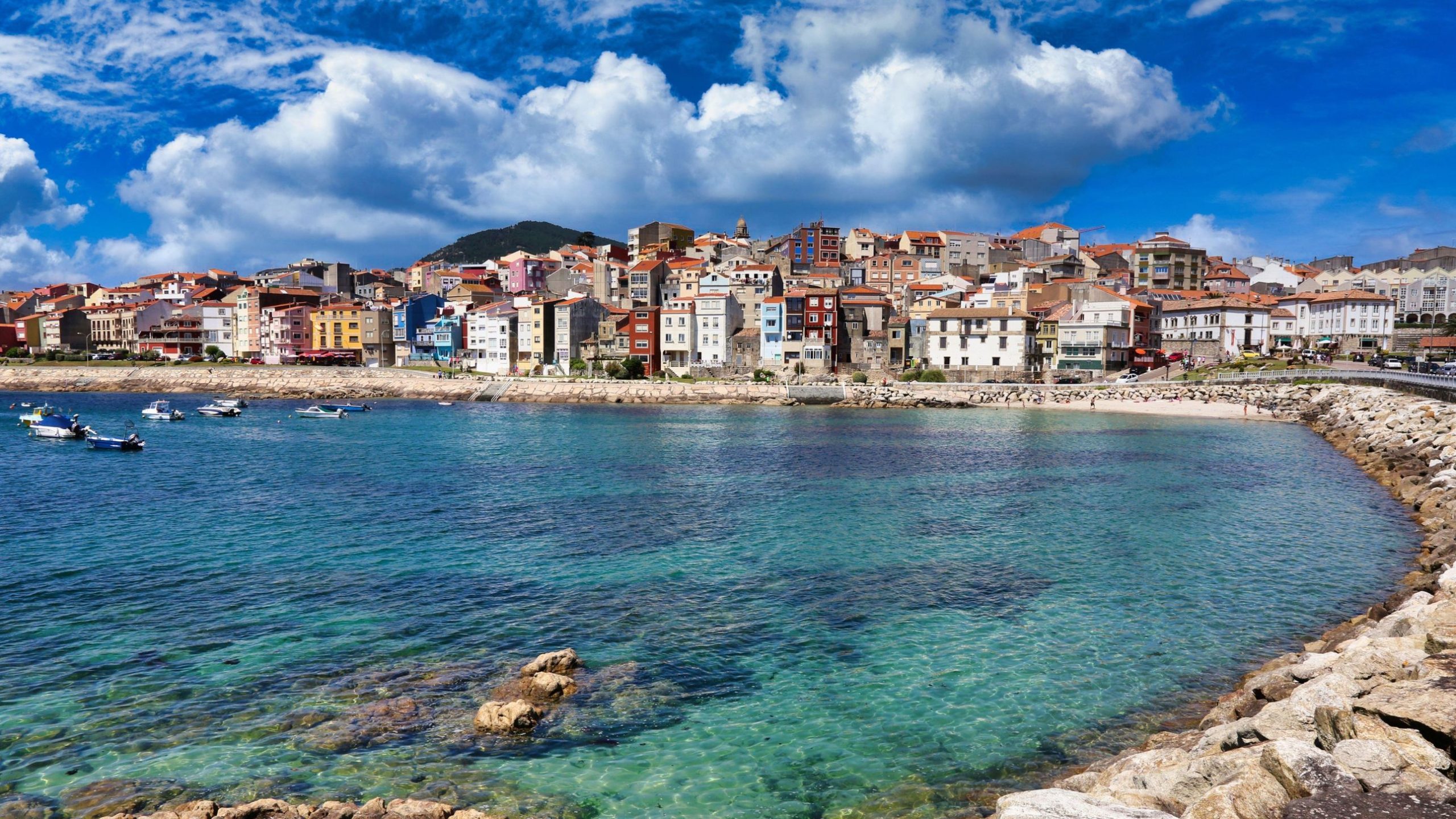 Les meilleures destinations moins importantes pour voyager en août en Espagne