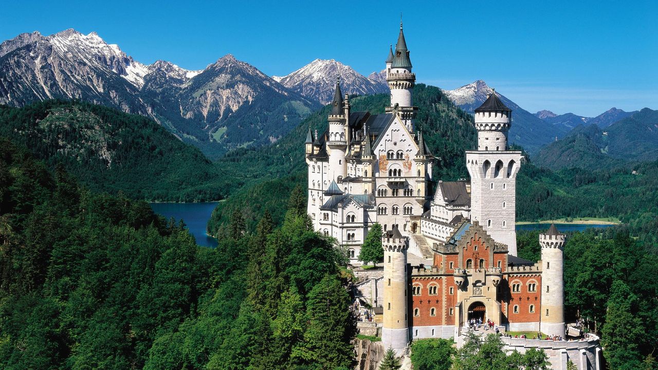 Condé Nast Traveler