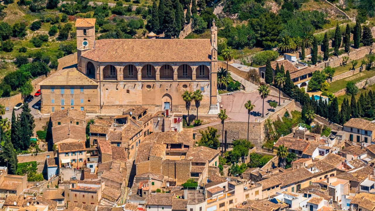 Condé Nast Traveler