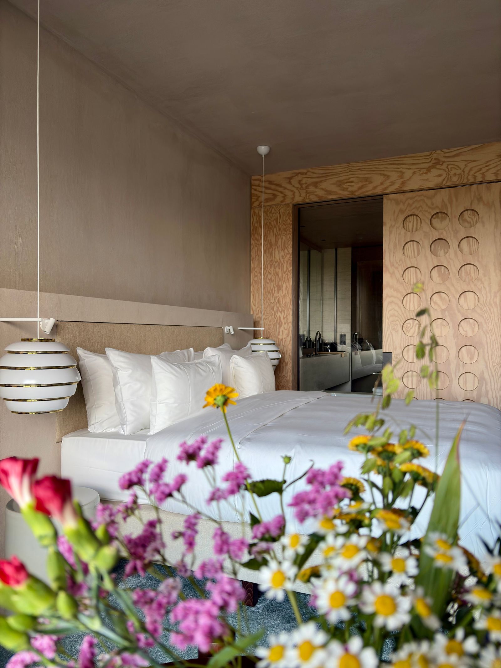 Détail de la suite avec aalto lmpparas