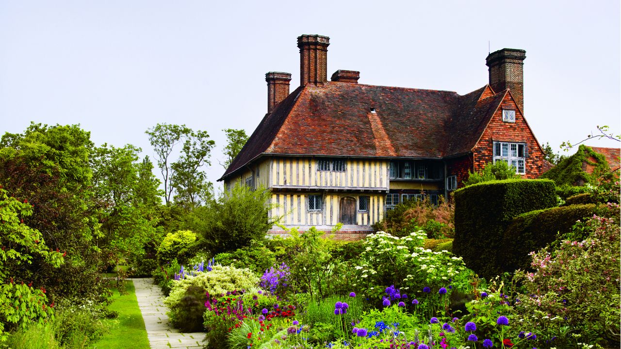 Condé Nast Traveler