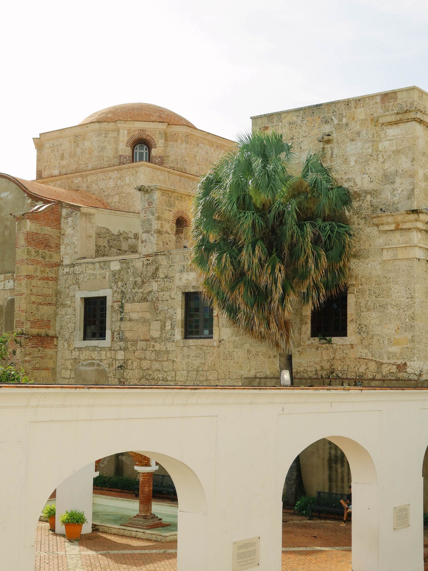 Vue depuis la pièce.