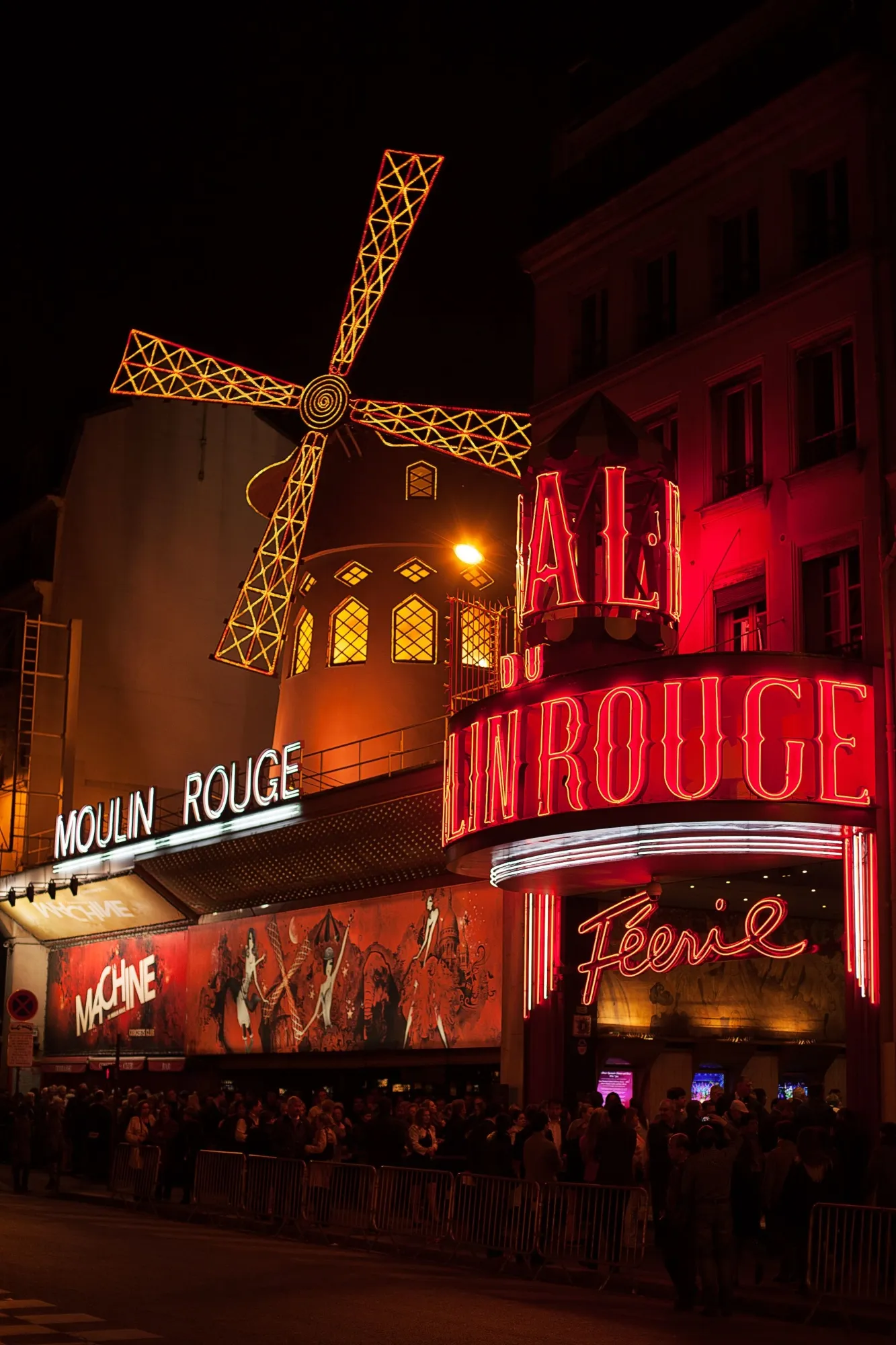 Moulin Rouge. Paris.