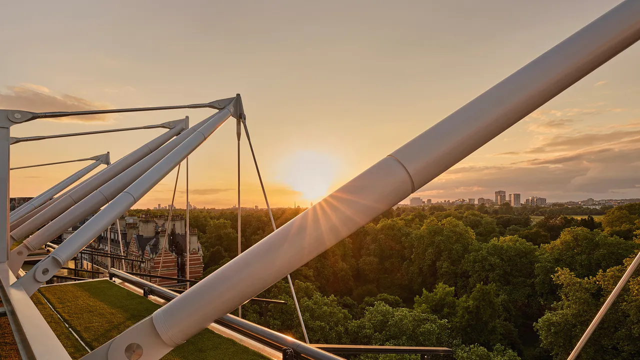 Condé Nast Traveler