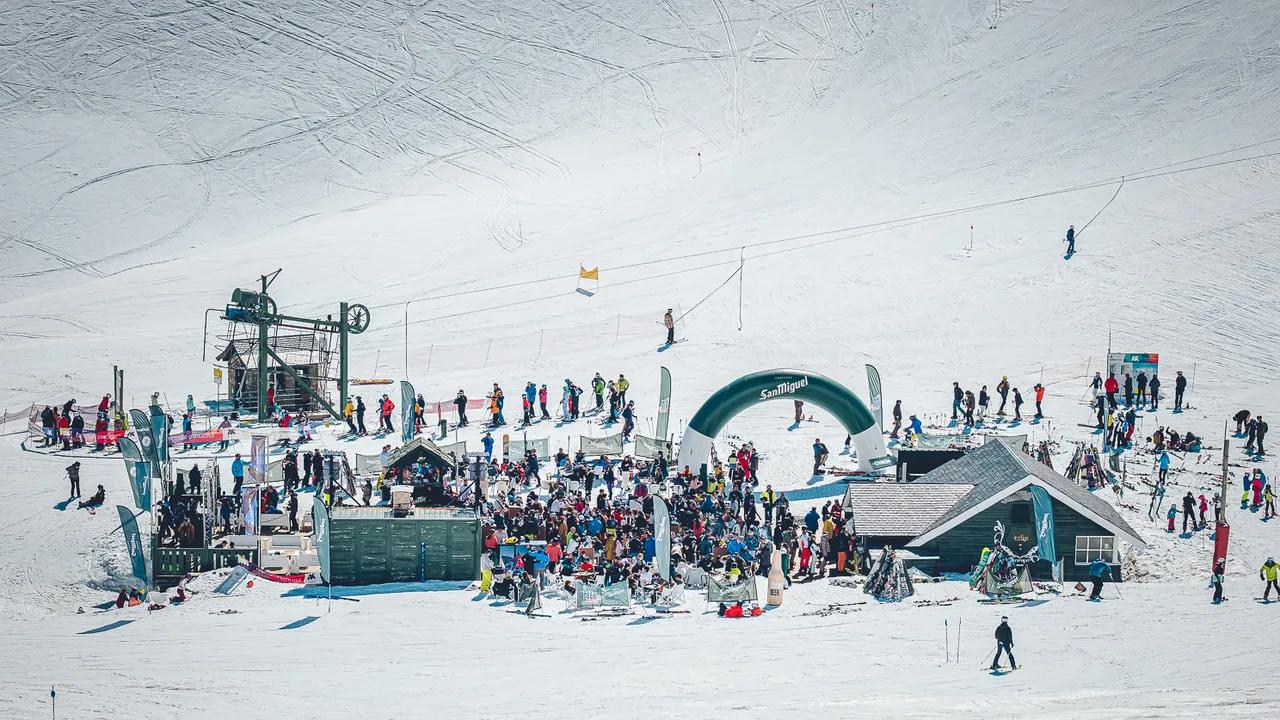 Condé Nast Traveler