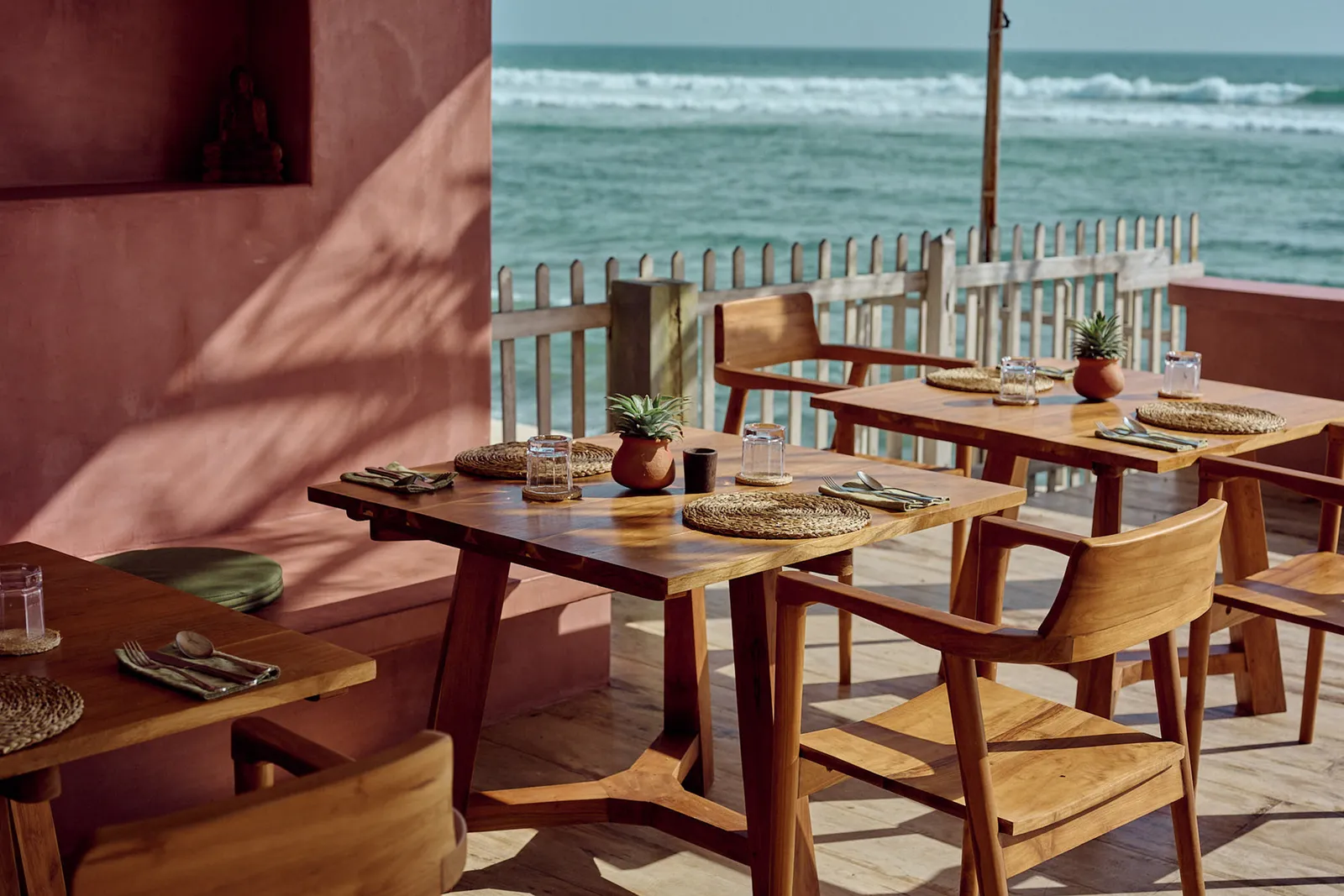 La salle à manger de l’hôtel The Find au Sri Lanka