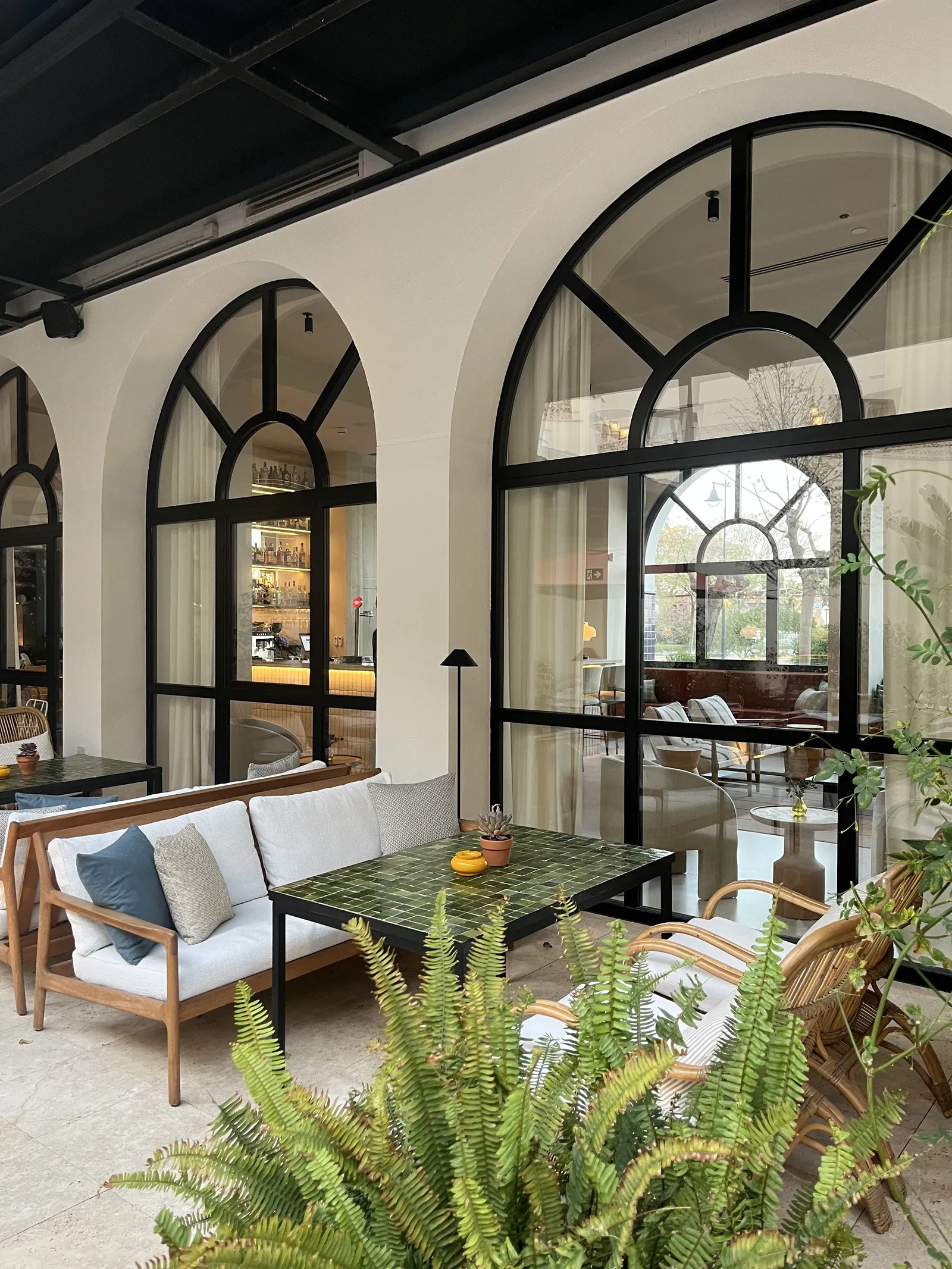 Espaces du restaurant The Patio de l'hôtel Elisabeth by the Sea.