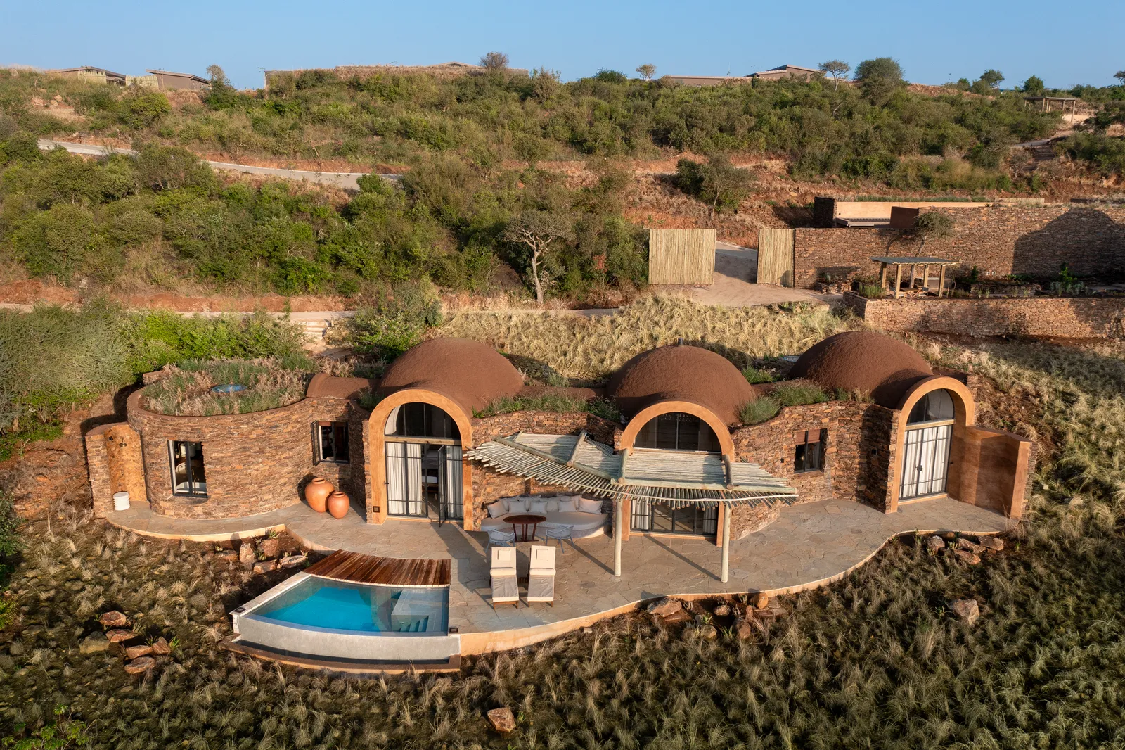 Vue aérienne d'une suite familiale à andBeyond Suyian Lodge Kenya