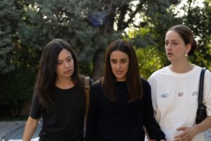« Beaucoup de gens doivent mourir »: Madrid avec des amis