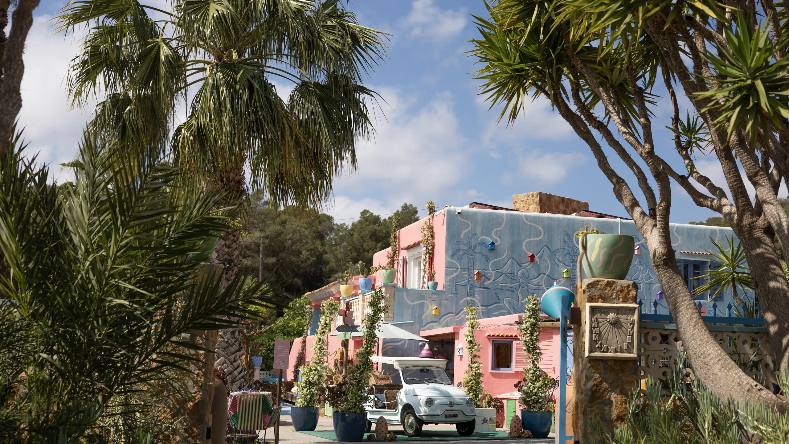 Magic Ibiza : Ibiza dans un état artistique