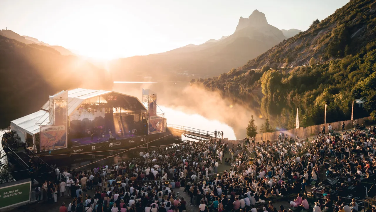 Condé Nast Traveler