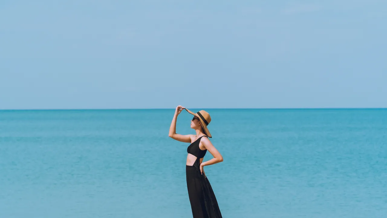 La meilleure huile de bronzage avec indice de protection (et d'autres similaires pour prendre soin de votre peau au soleil)