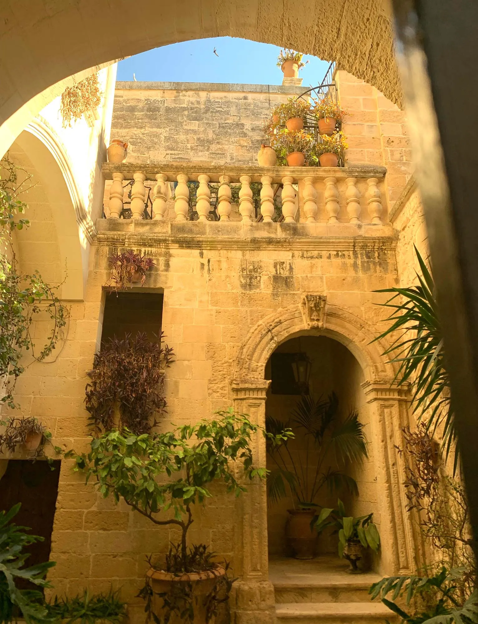 Première Au Palais Tivoli 1880 Lecce baroque lumineux et irrésistiblement pugliese