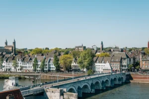 Maastricht : la ville néerlandaise où est mort D&rsquo;Artagnan