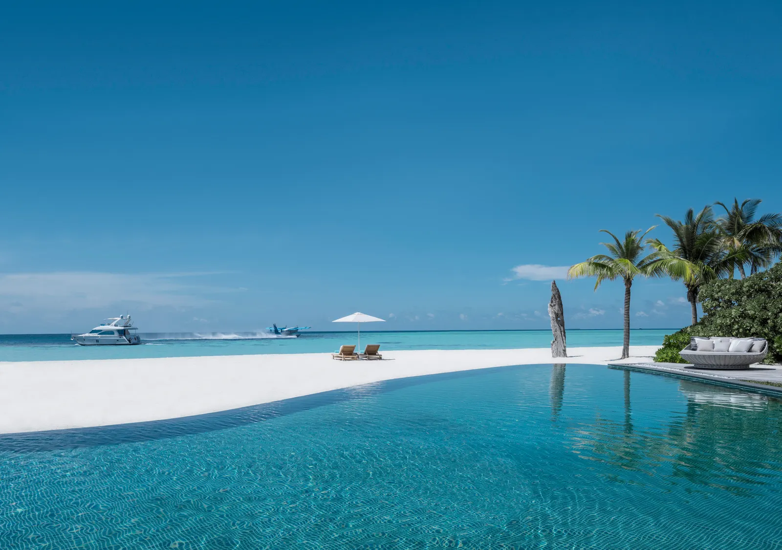 Île privée Four Seasons Maldives à Voavah