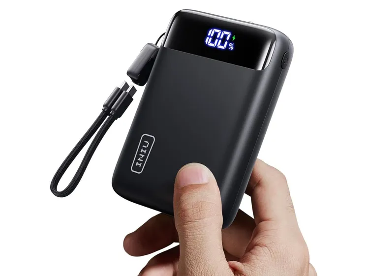 Mini batterie portable Inui, disponible sur Amazon