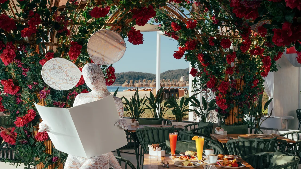 Condé Nast Traveler