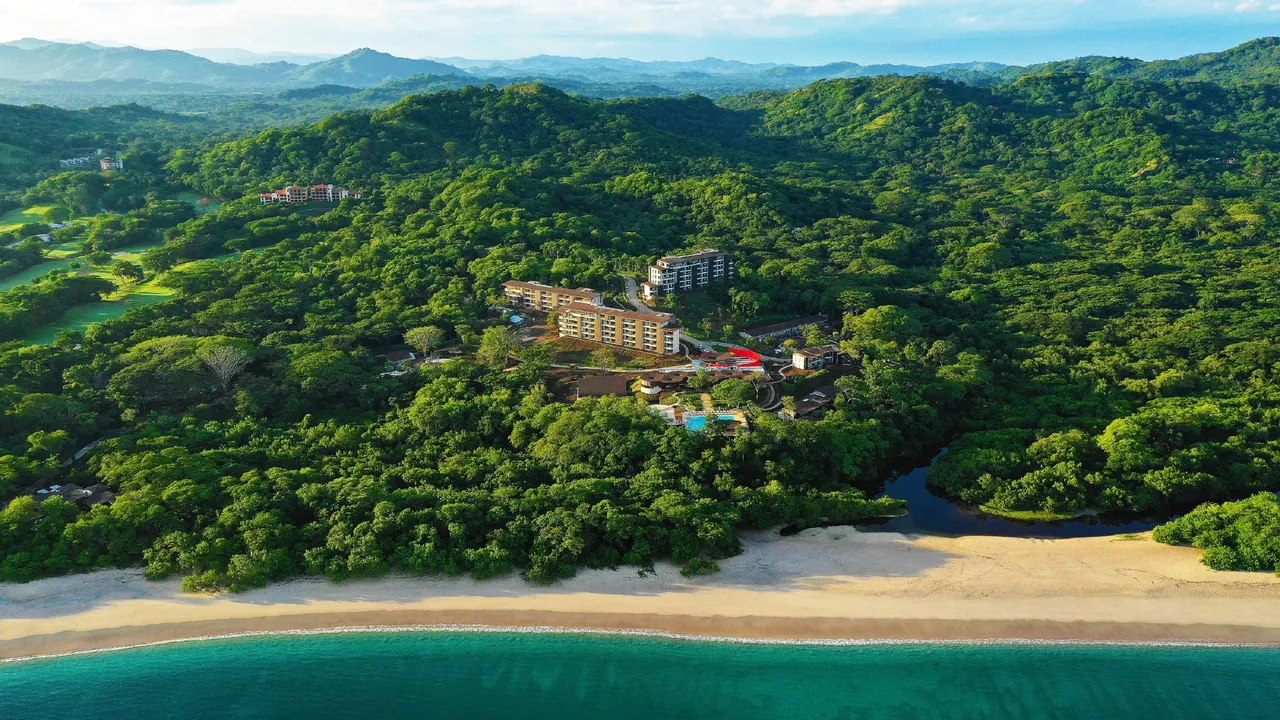 Condé Nast Traveler