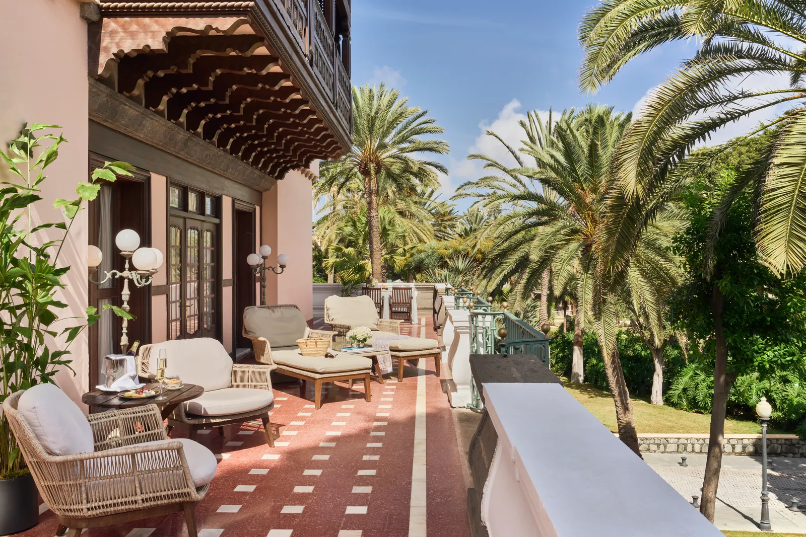 De Santa Catalina à l'hôtel Royal Hideaway