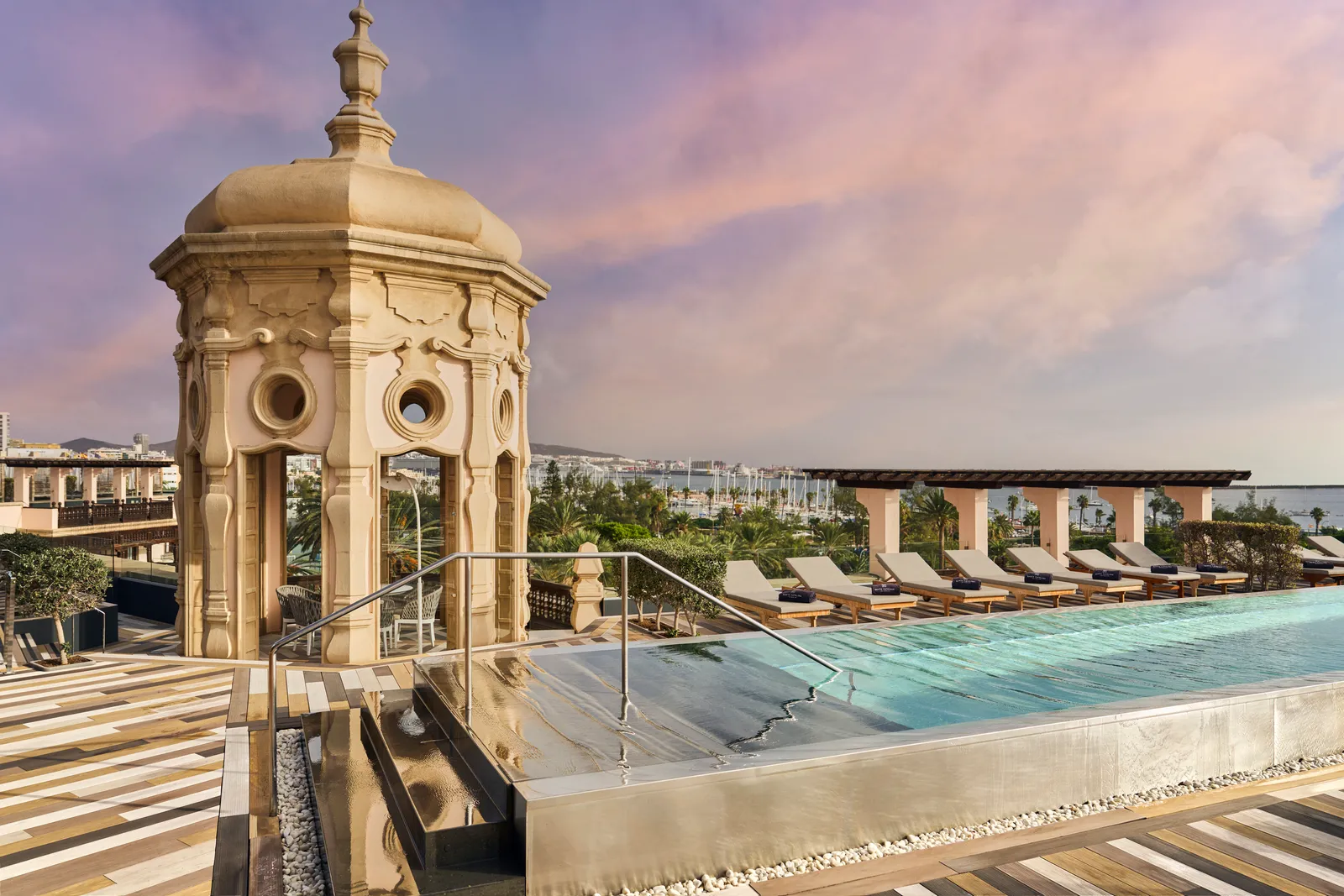 De Santa Catalina à l'hôtel Royal Hideaway