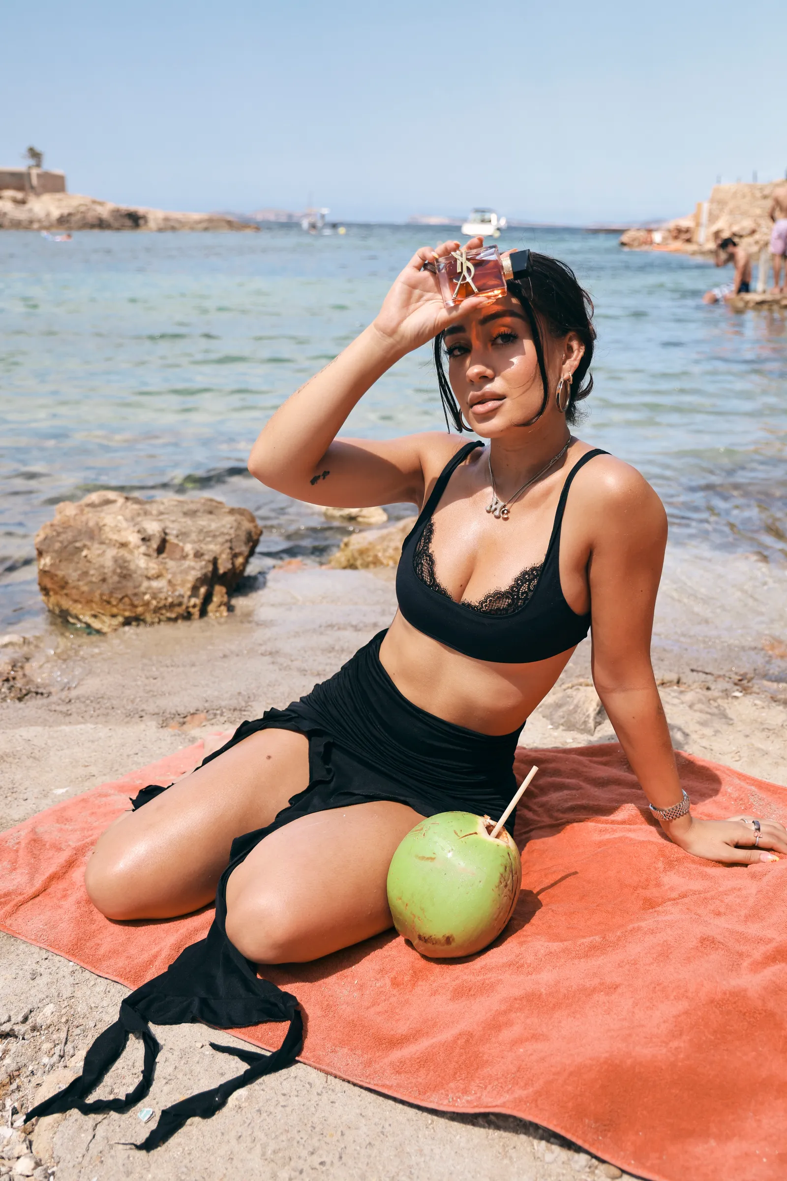 Marina Rivers avec le parfum Berry Crush GRATUIT.