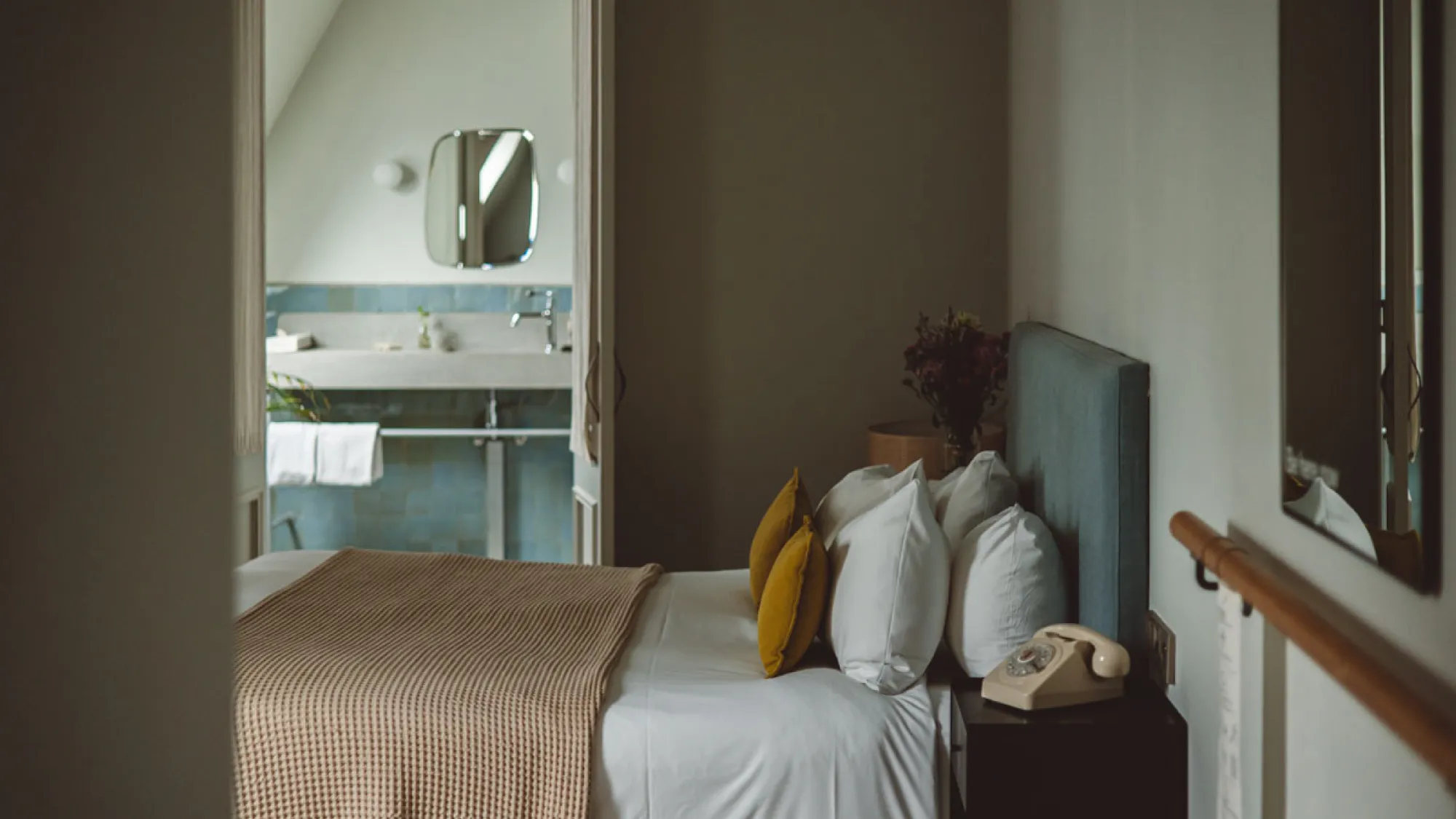 Cet hôtel peut transformer votre présent et votre avenir, bienvenue à l'Hôtel HOY Paris