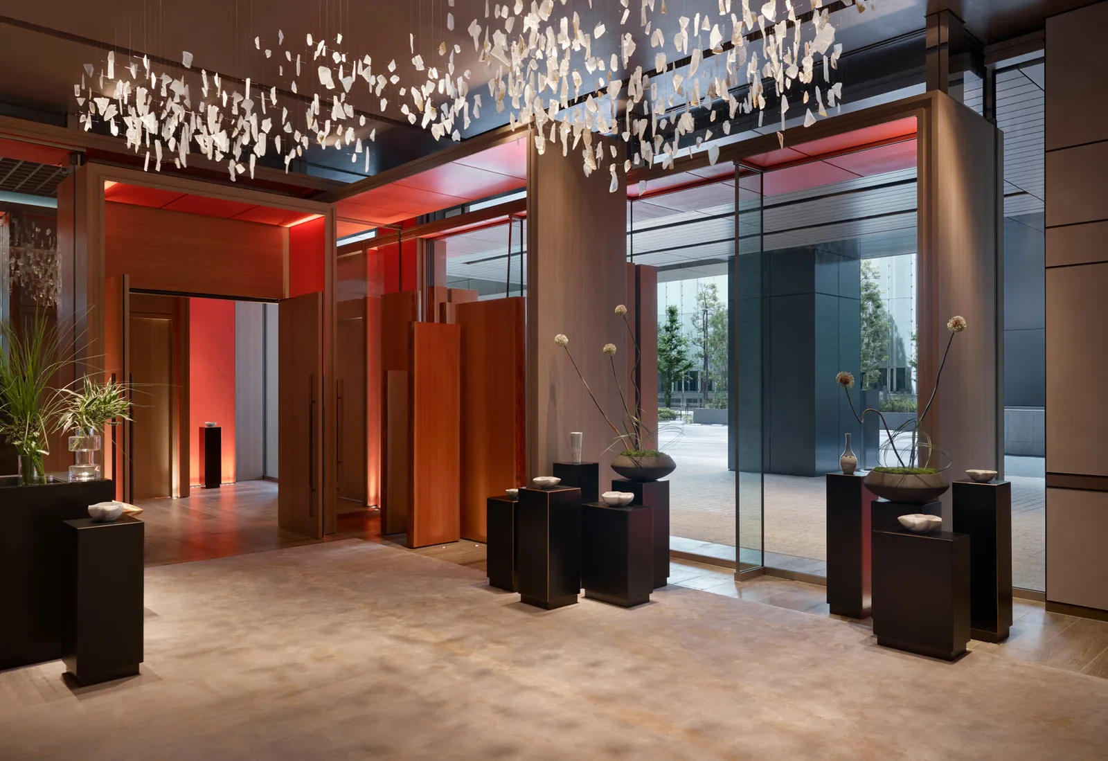 Entrée du Four Seasons Hotel Tokyo à Otemachi Japon.
