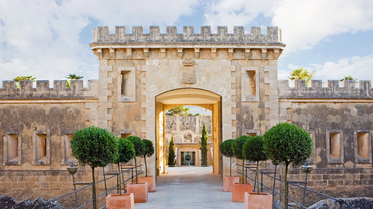 Condé Nast Traveler