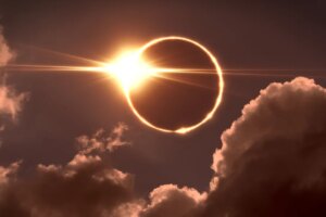 Éclipse totale de Soleil 2026 pour débutants : l&rsquo;événement qui vous guidera pour tirer le meilleur parti de cette expérience unique
