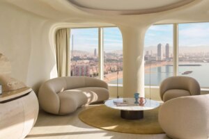 W Barcelona, ​​​​réinventer le luxe face à la Méditerranée